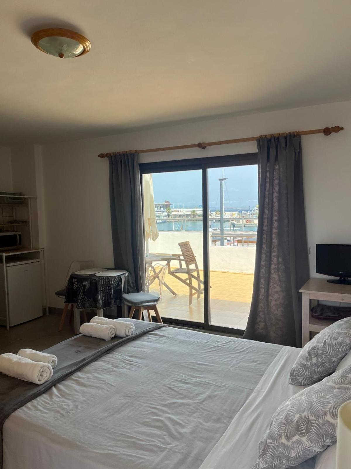 Apartamentos Mar I Vent Puerto De ลาซาวีนา ภายนอก รูปภาพ