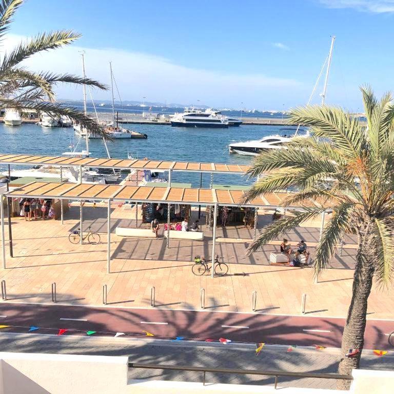 Apartamentos Mar I Vent Puerto De ลาซาวีนา ภายนอก รูปภาพ