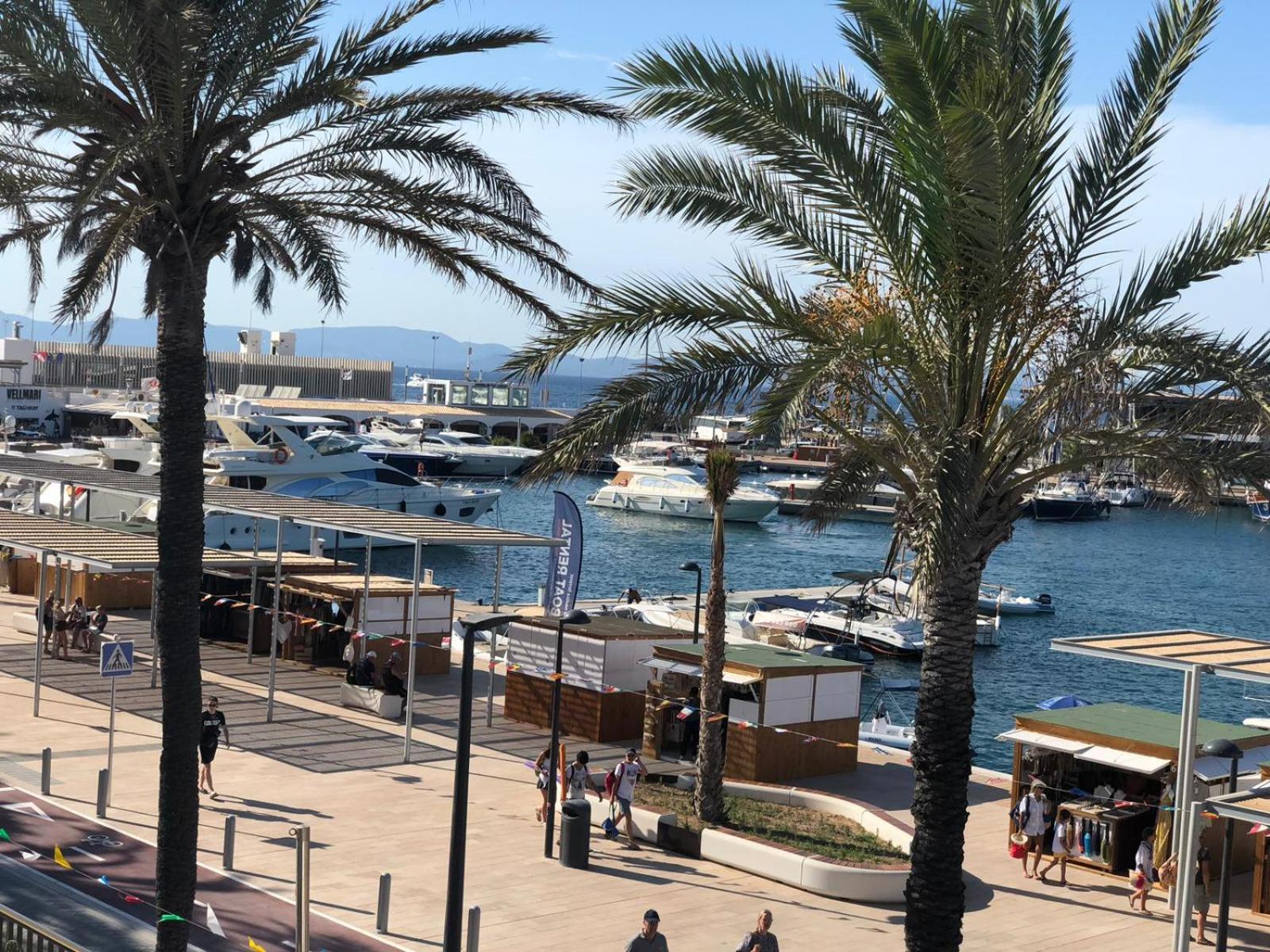 Apartamentos Mar I Vent Puerto De ลาซาวีนา ภายนอก รูปภาพ